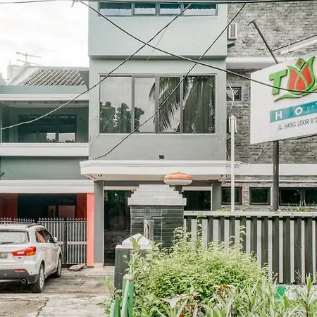 RedDoorz near Plaza Senayan-2